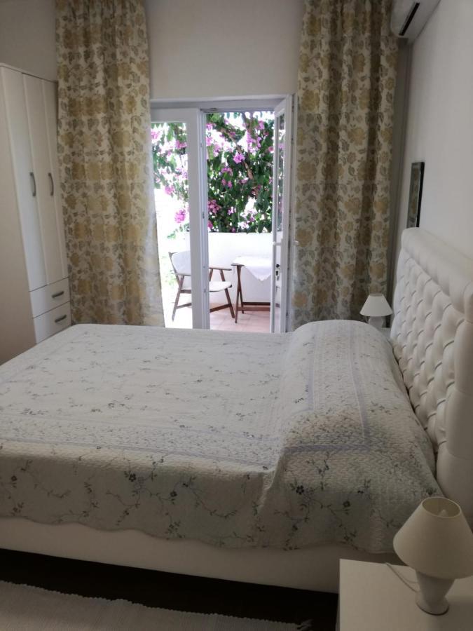 Apartmani Mladina Jelsa  Eksteriør billede